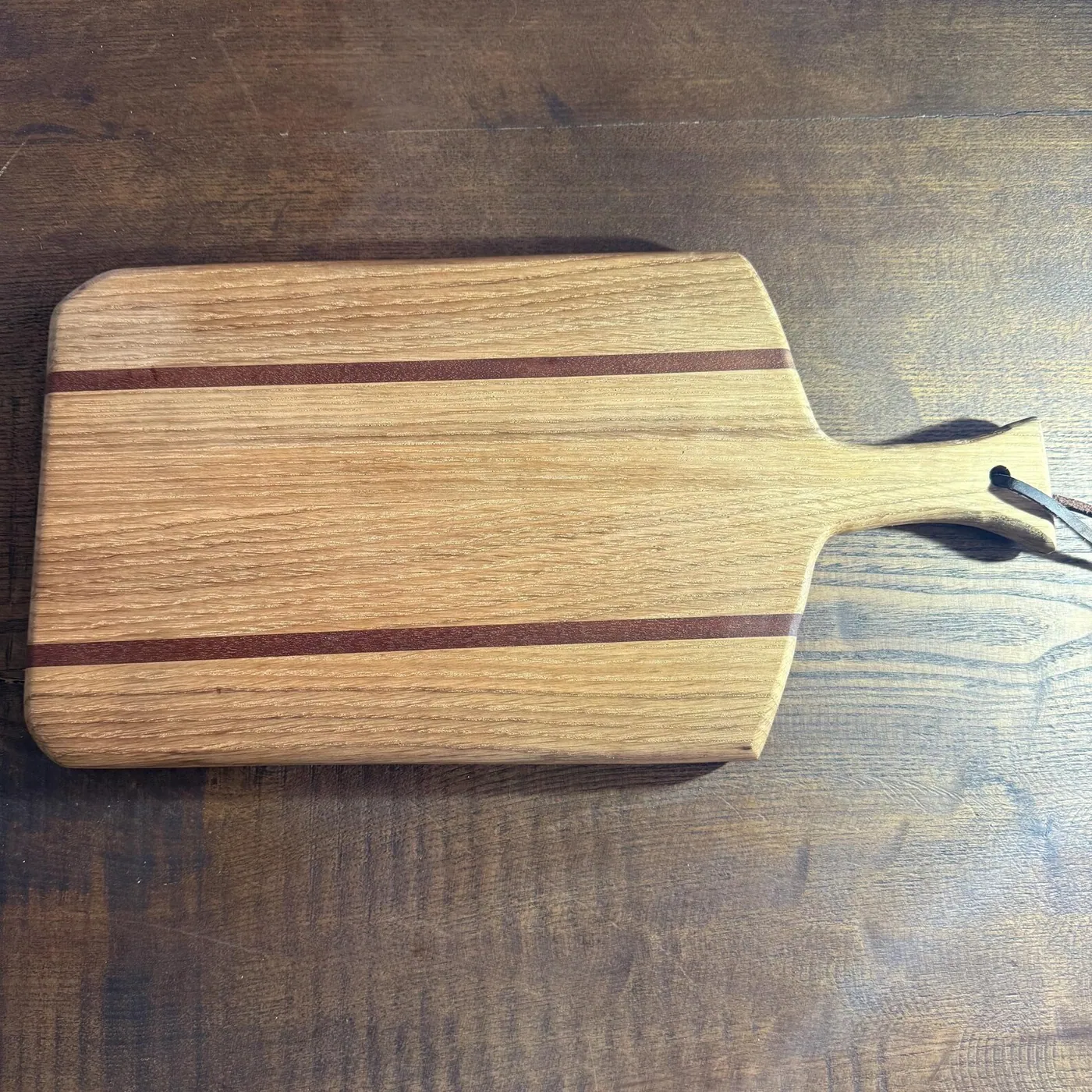Oak and sapele board showing contrasting hardwood grain